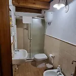 La Scuola Del Castello Località San Giovanni Spello