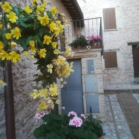 شقة La Scuola Del Castello Localita San Giovanni Spello